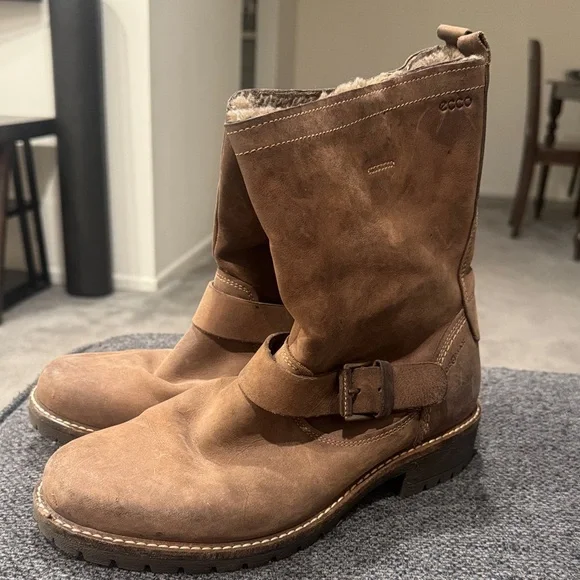 Brown Ecco Waterproof Boots - Picture 1 of 2
